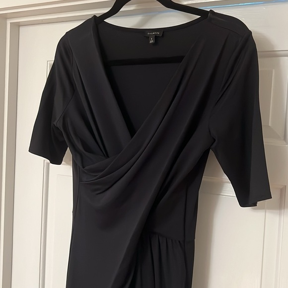 Talbots women’s black short sleeve faux wrap v neck nylon/spandex size S dress - Picture 4 of 6